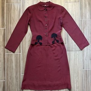 Rare Vintage 1940s maroon red suit, set skirt and jacket with black appliqués